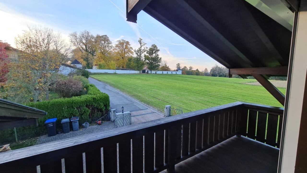 Schoenes Ferienhaus Am Herrenberg プリーン・アム・キームゼー エクステリア 写真