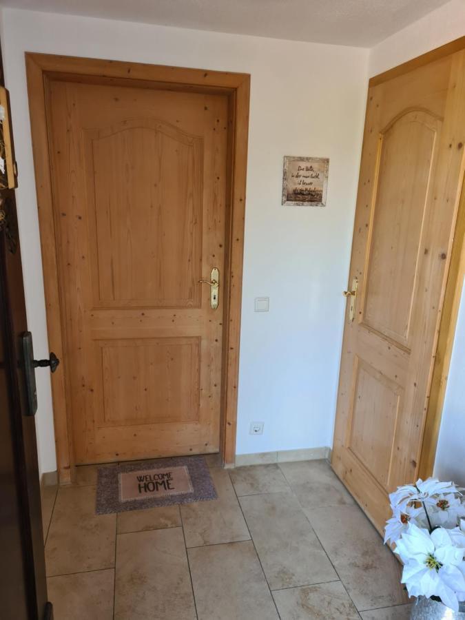 Schoenes Ferienhaus Am Herrenberg プリーン・アム・キームゼー エクステリア 写真