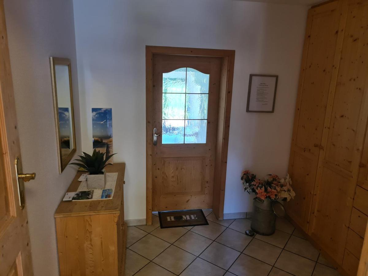 Schoenes Ferienhaus Am Herrenberg プリーン・アム・キームゼー エクステリア 写真
